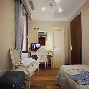 3* Hotel Ca' D'oro - Wenice Deep Culture