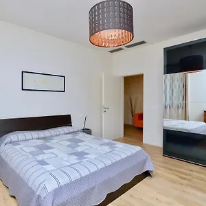 https://ca-etta.hotelinveneto.com