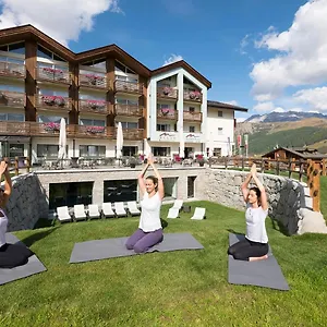hotel-lac-salin-spa-mountain-resort.it-lombardy.com/