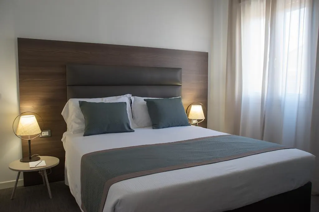 Hotel Villa Sorriso Lido di Jesolo 4*,  Italy