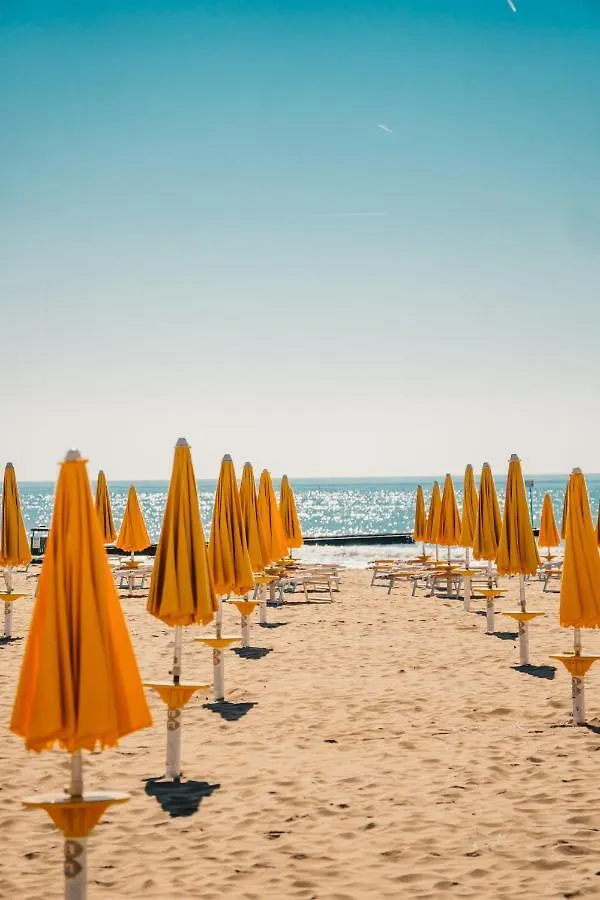 Hotel Villa Sorriso Lido di Jesolo 4*,